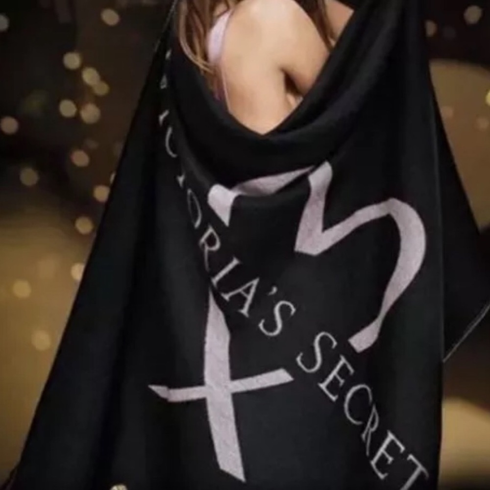 Victoria’s Secret Throw Blanket